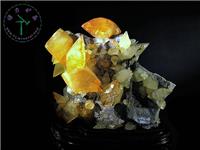 金色方解石，-20x30x14cm-美國田納西州埃爾姆伍德礦