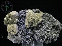 黃鐵礦呈磁黃鐵礦假象，秘魯