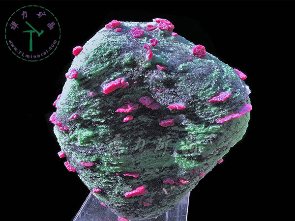 紅寶石+綠簾石，馬達(dá)加斯加，-17x10x9