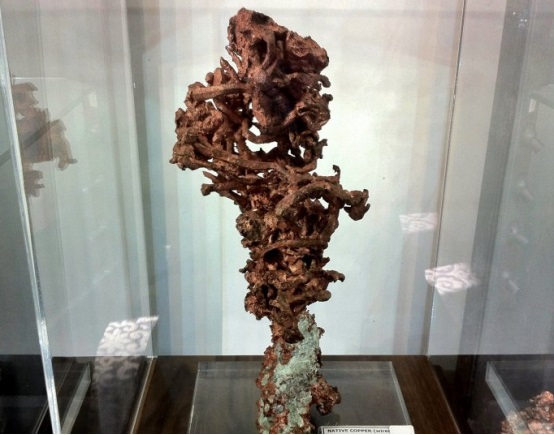 長(zhǎng)沙市譚力礦產(chǎn)品有限公司,長(zhǎng)沙礦產(chǎn)品銷(xiāo)售,工藝品銷(xiāo)售,鉆石飾品批發(fā)